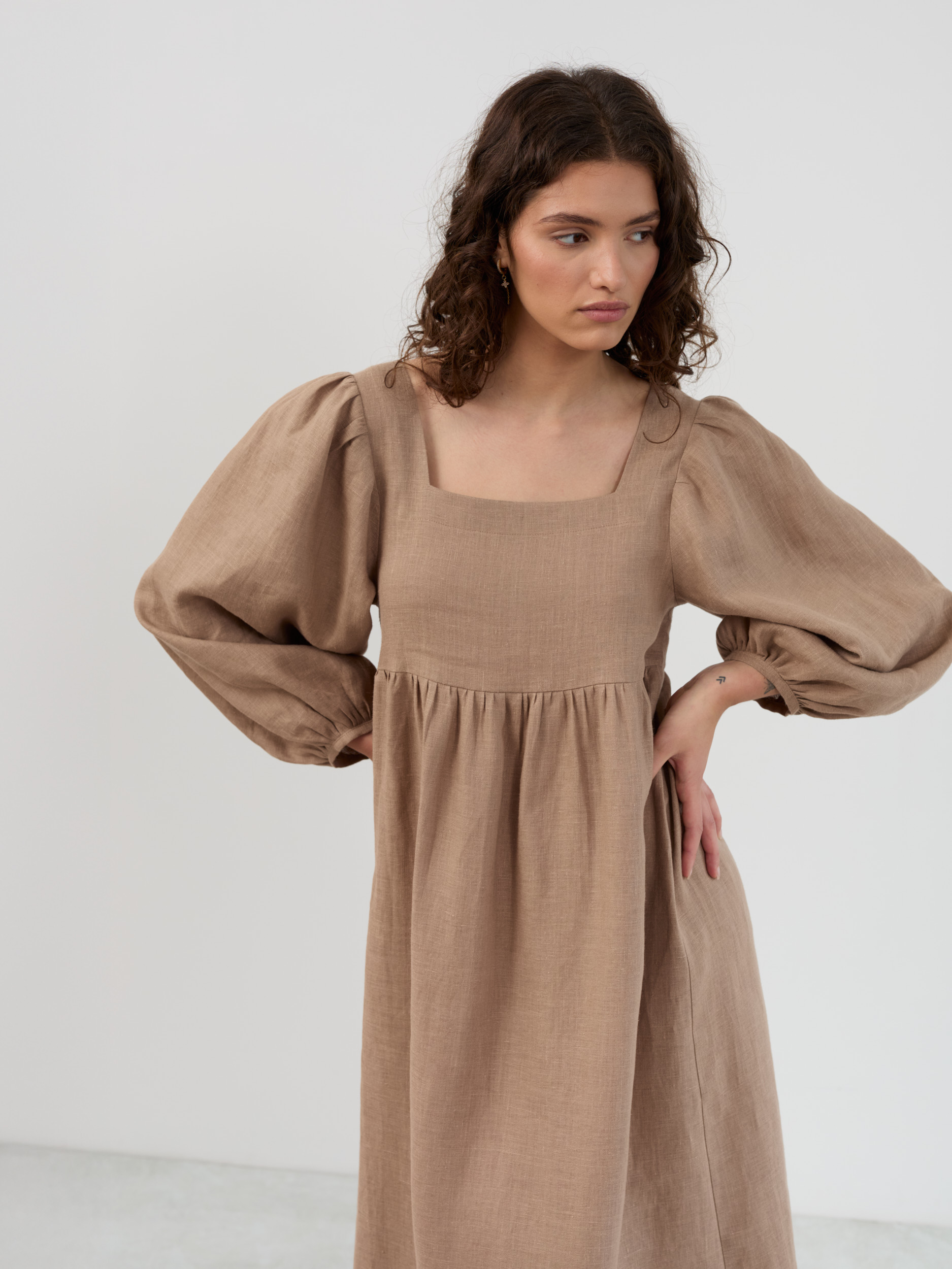 ANEMONE Square Neck Linen Maxi Dress - Image 4