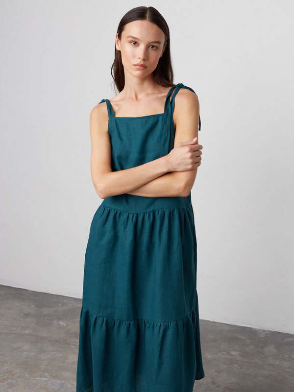 BERRY Tie-Shoulder Linen Dress