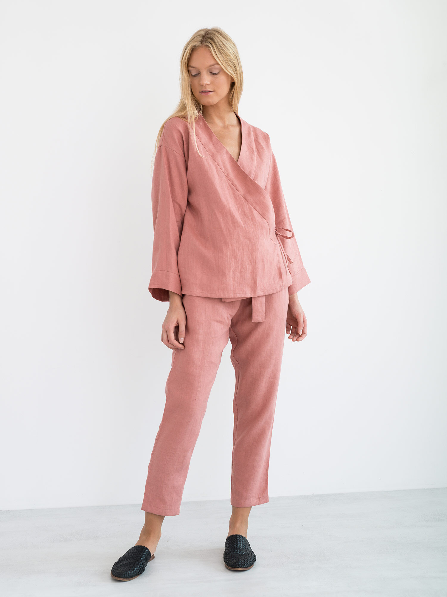Image 2 of DELILAH Linen Kimono Jacket in Salmon Pink from Love and Confuse