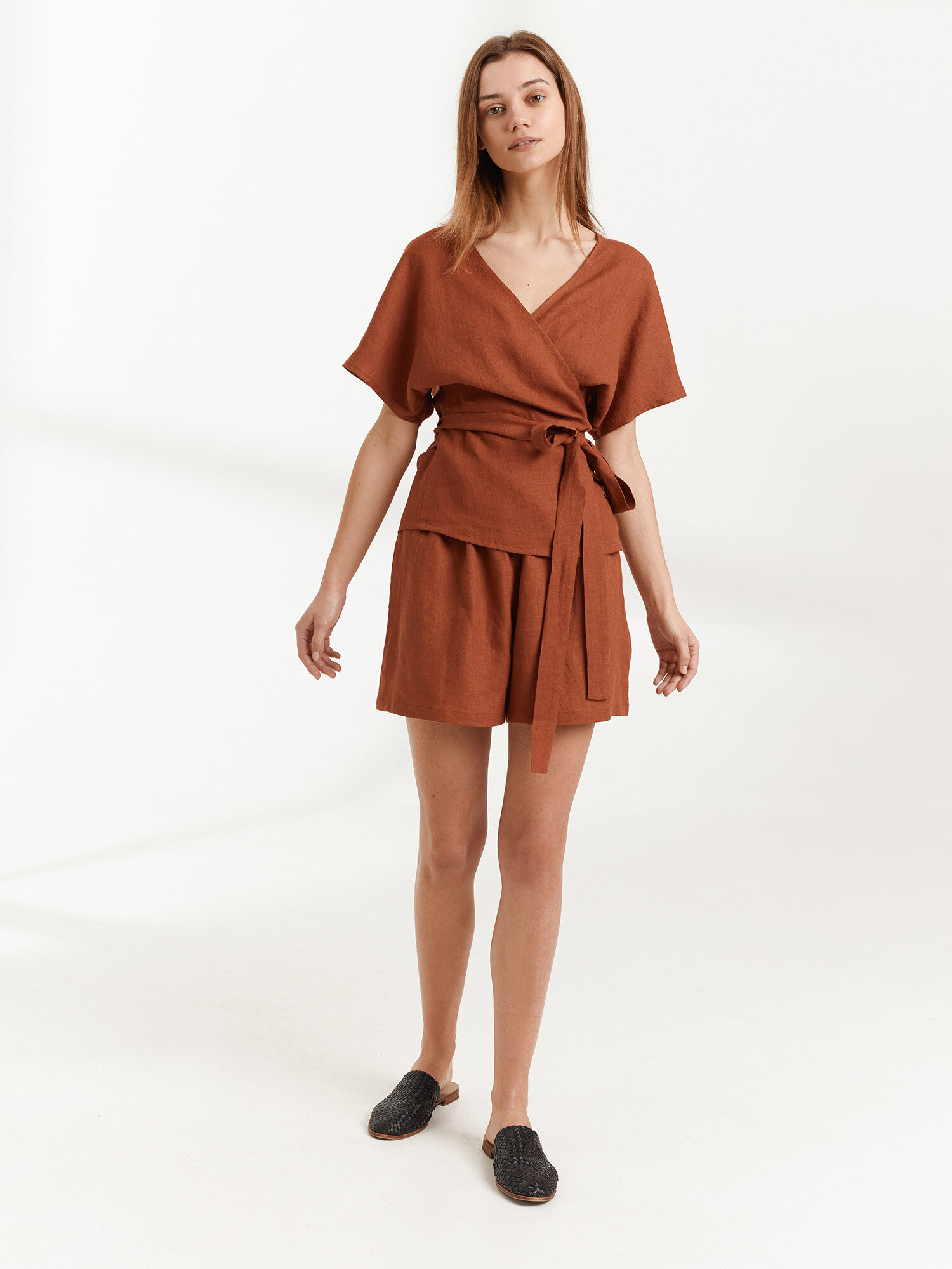 Bild 4 von EVIE Leinenwickeltop in von Love and Confuse