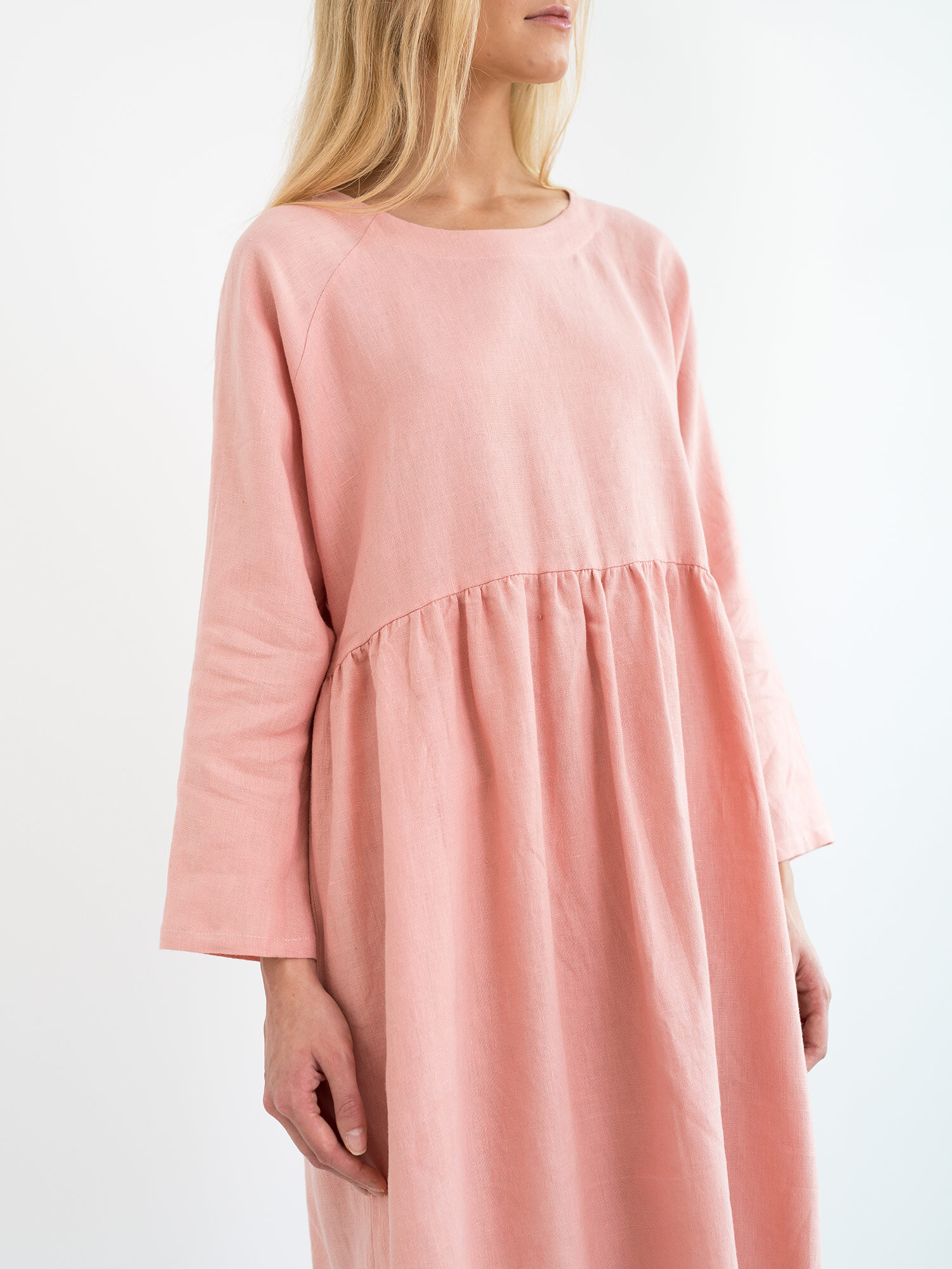 Image 3 of HARLOW Long Sleeve Linen Dress in Pink Spanish from Love and Confuse