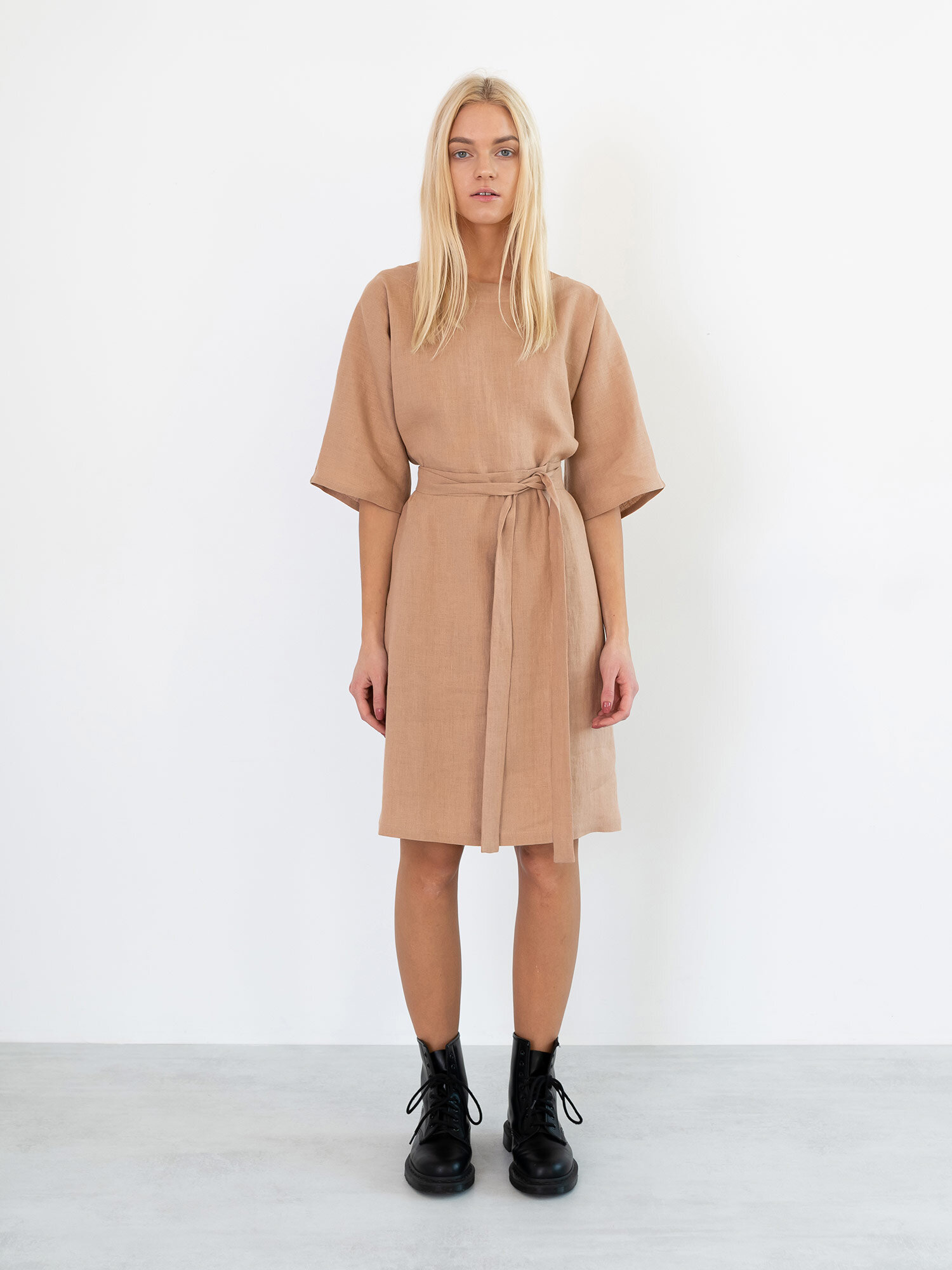 Bild 2 von ISABEL Leinenkleid in von Love and Confuse