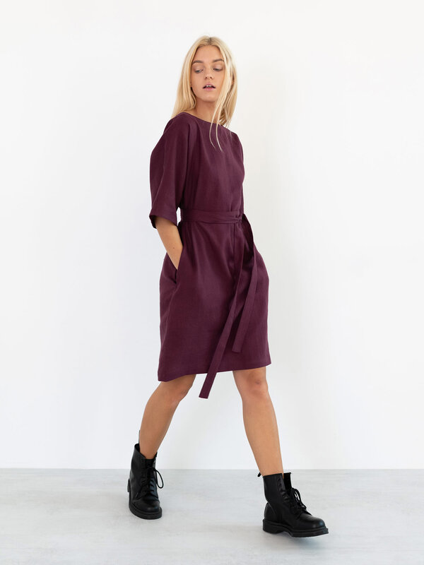 ISABEL Eggplant linen dress with tie belt, dolman sleeves and side pockets