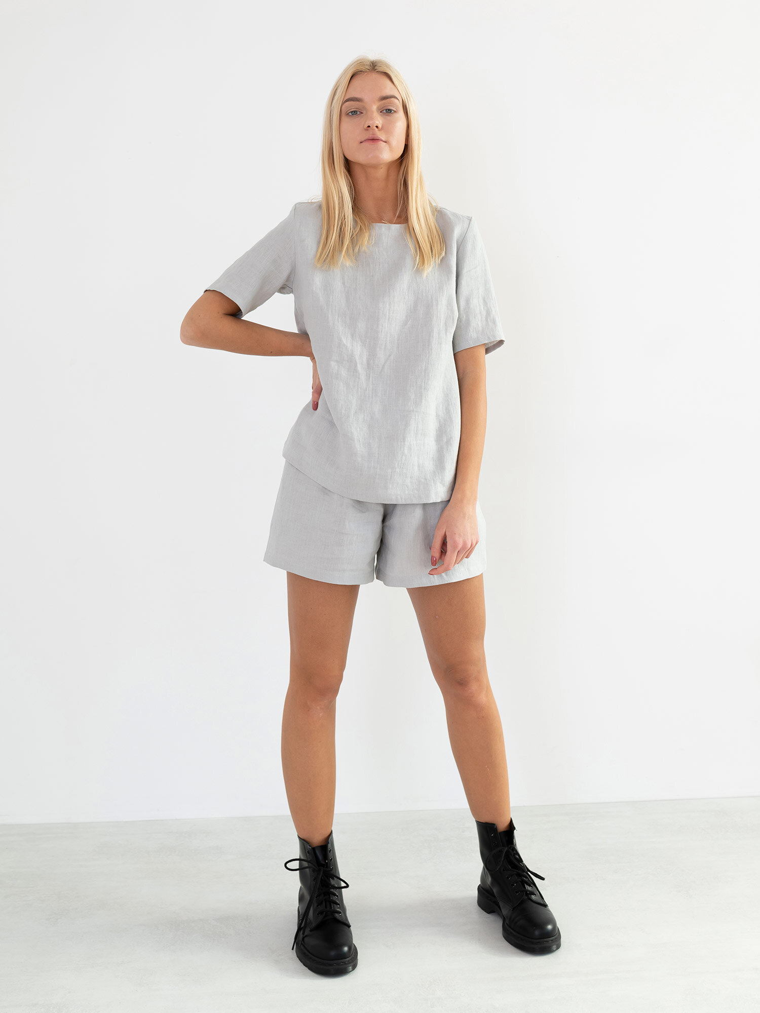 Image 4 of ISLA Linen Shorts in Cloudy Grey from Love and Confuse