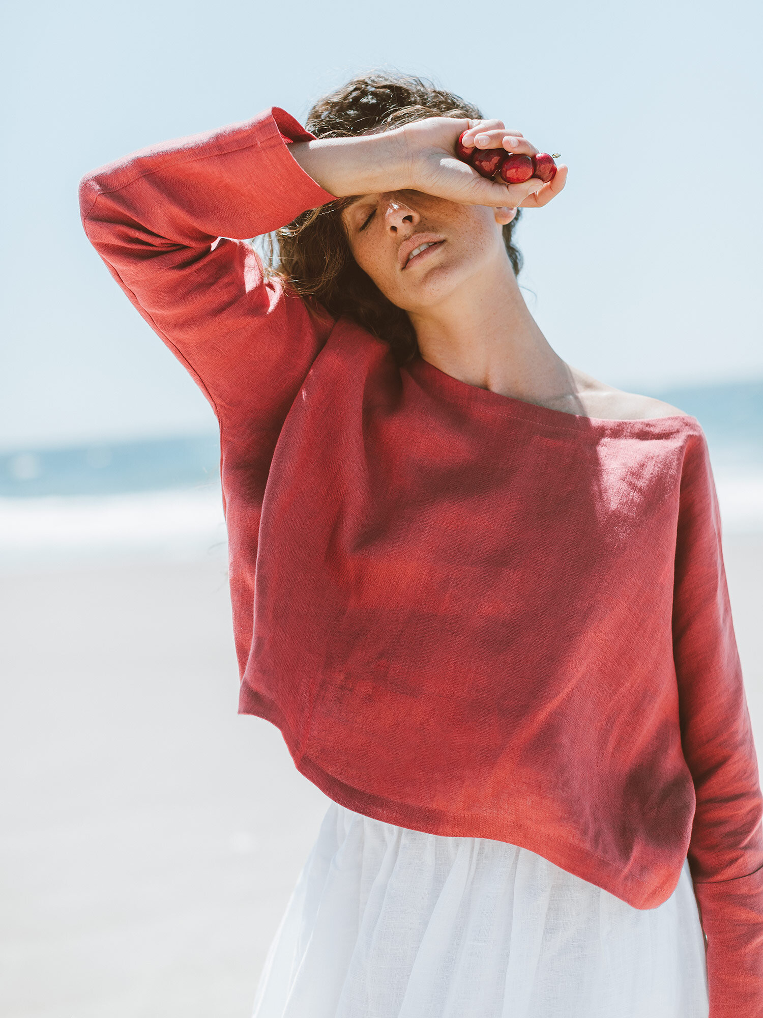 Image 5 of IVY Linen Top in Raspberry from Love and Confuse