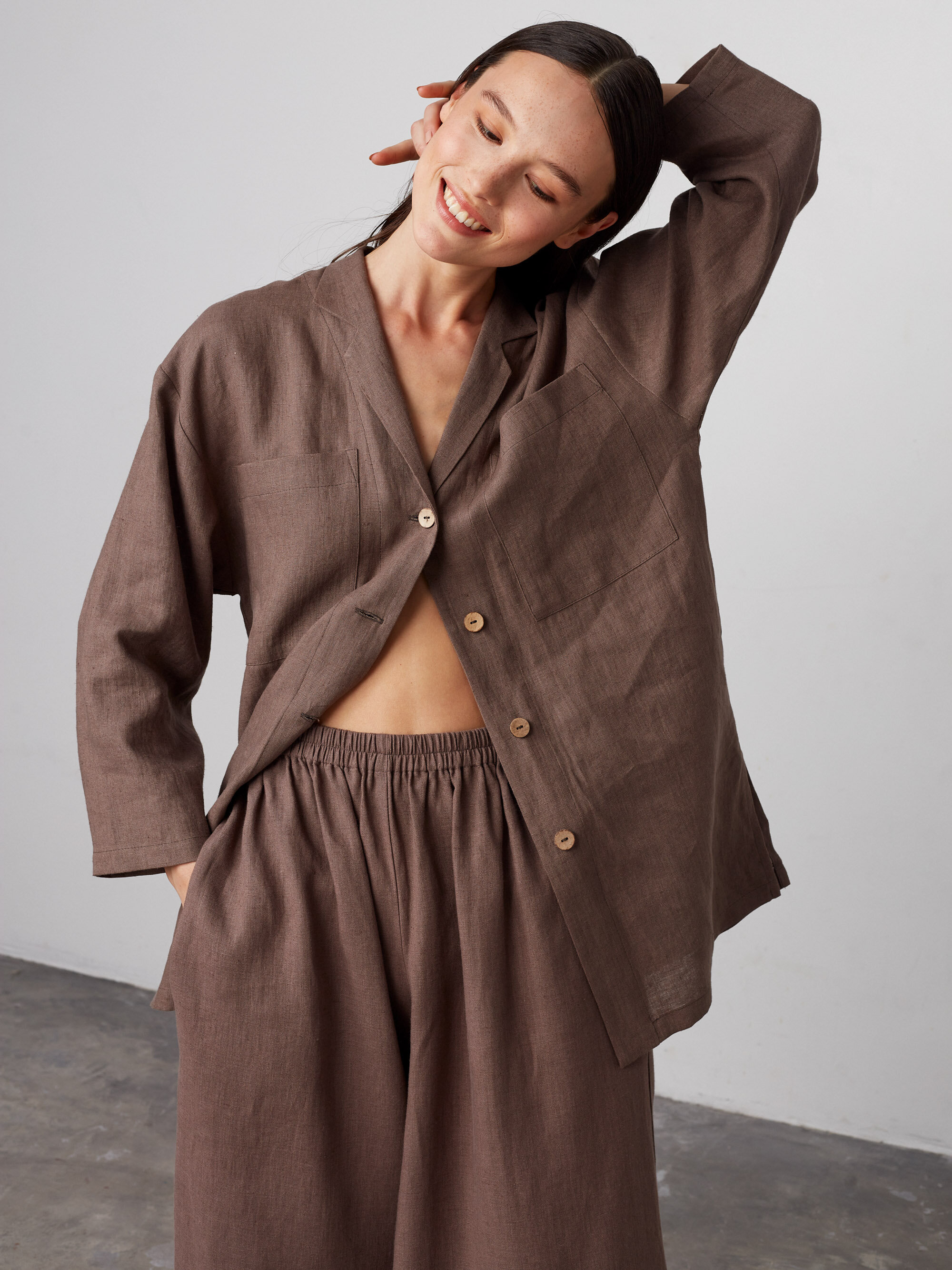 Image 4 of JAYDEN Linen Culottes in Cocoa from Love and Confuse
