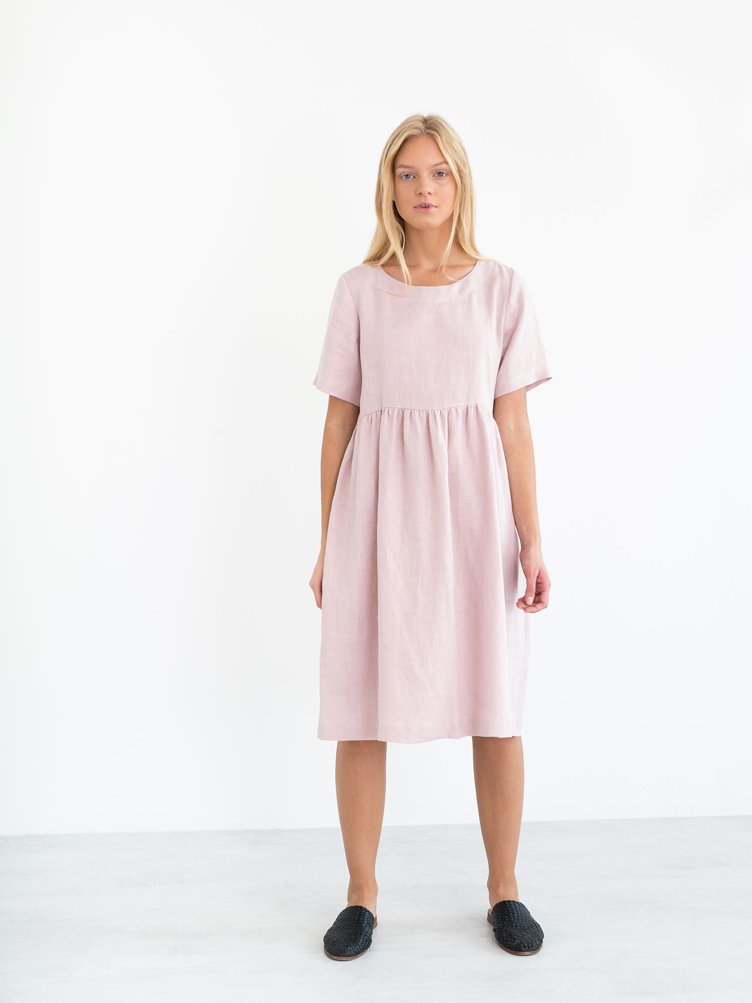Bild 2 von MATILDA Leinenkleid in von Love and Confuse