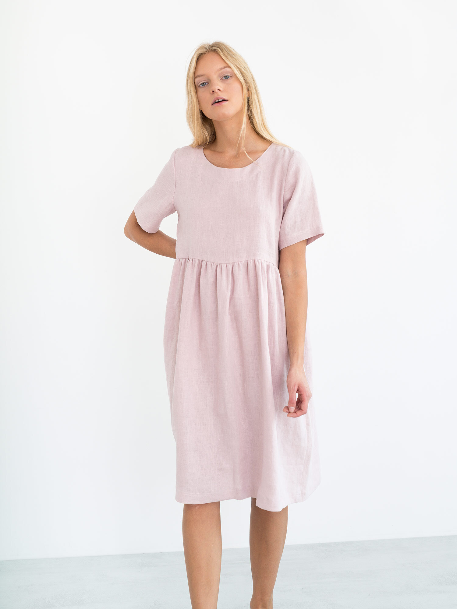 Bild 4 von MATILDA Leinenkleid in von Love and Confuse