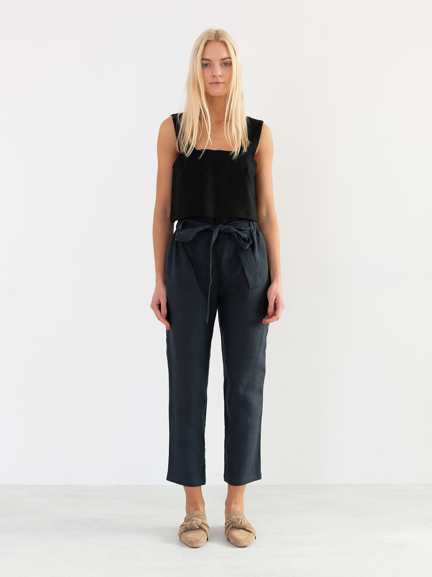 Bild 2 von NOAH - Hochgeschnittene Leinenhose mit Paperbag-Bund in von Love and Confuse