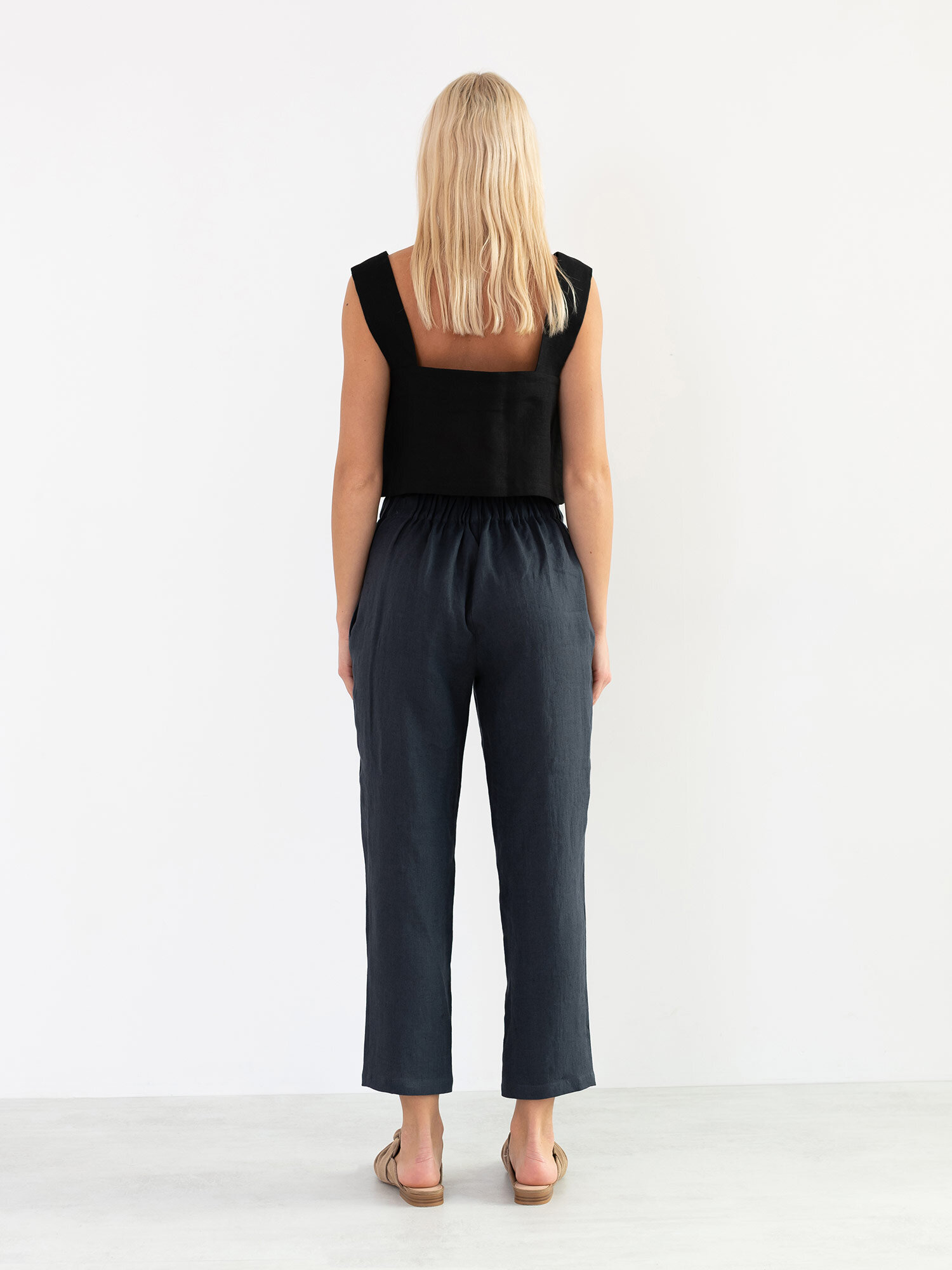 Bild 5 von NOAH - Hochgeschnittene Leinenhose mit Paperbag-Bund in von Love and Confuse