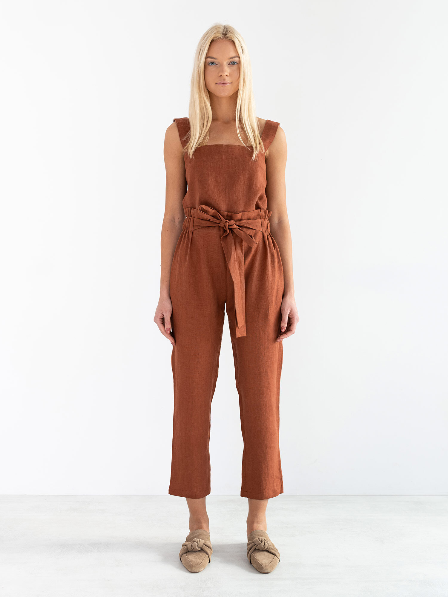 Bild 2 von NOAH - Hochgeschnittene Leinenhose mit Paperbag-Bund in von Love and Confuse