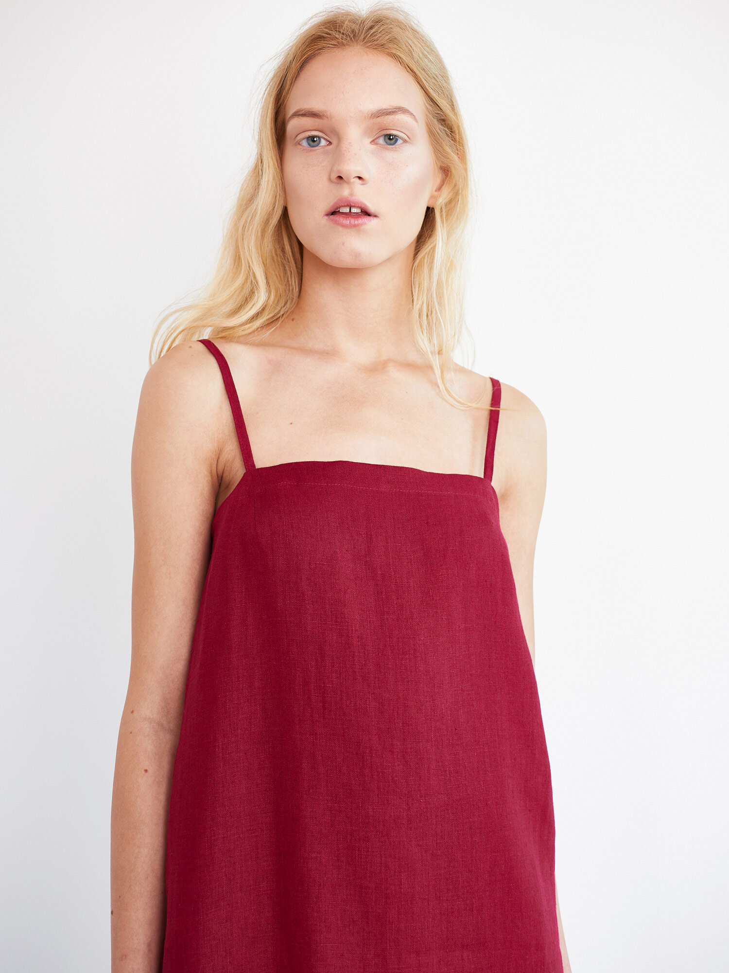 Bild 2 von VIOLET Leinen Slip-Kleid in von Love and Confuse