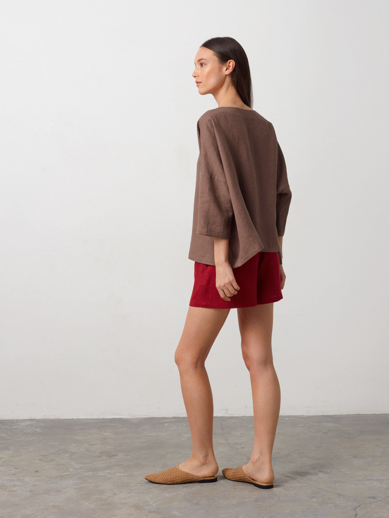 Image 5 of AMELIA Linen Top in Cocoa from Love and Confuse