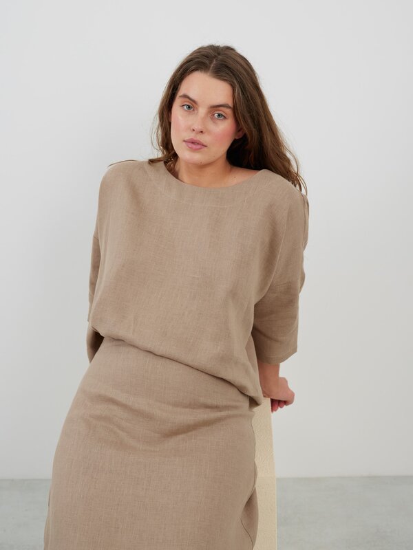AMELIA Linen Top