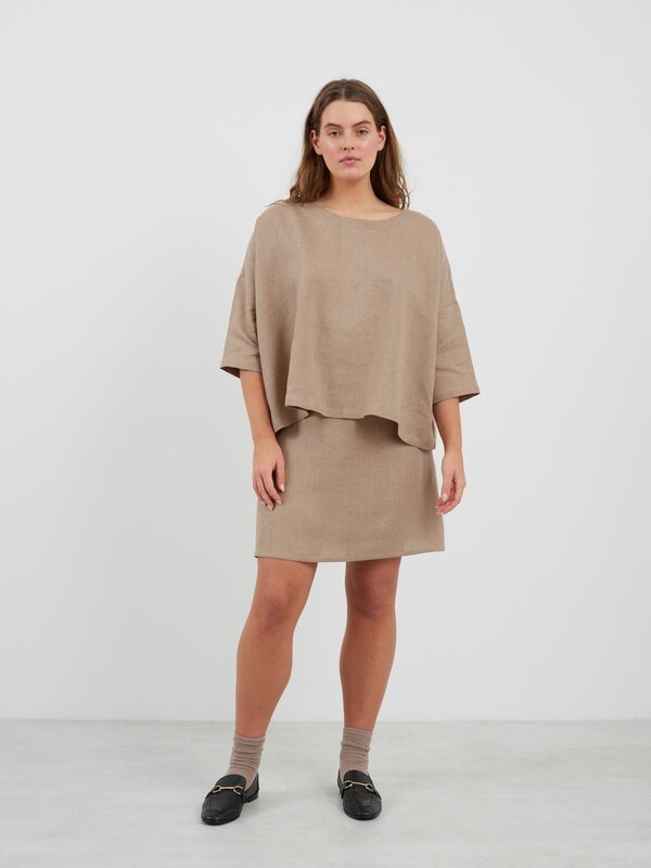 AMELIA Oversized Linen Top