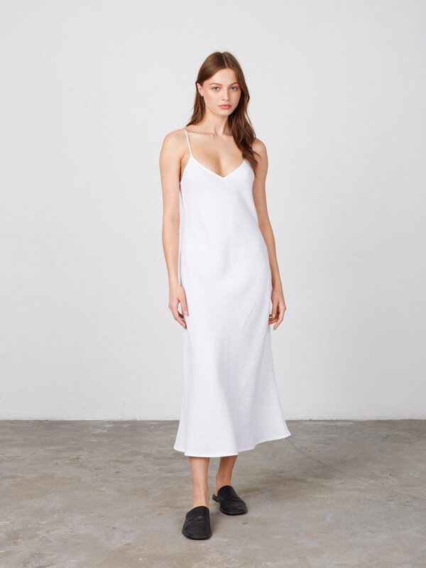 FREJA V-Neck Bias-Cut Linen Slip Dress