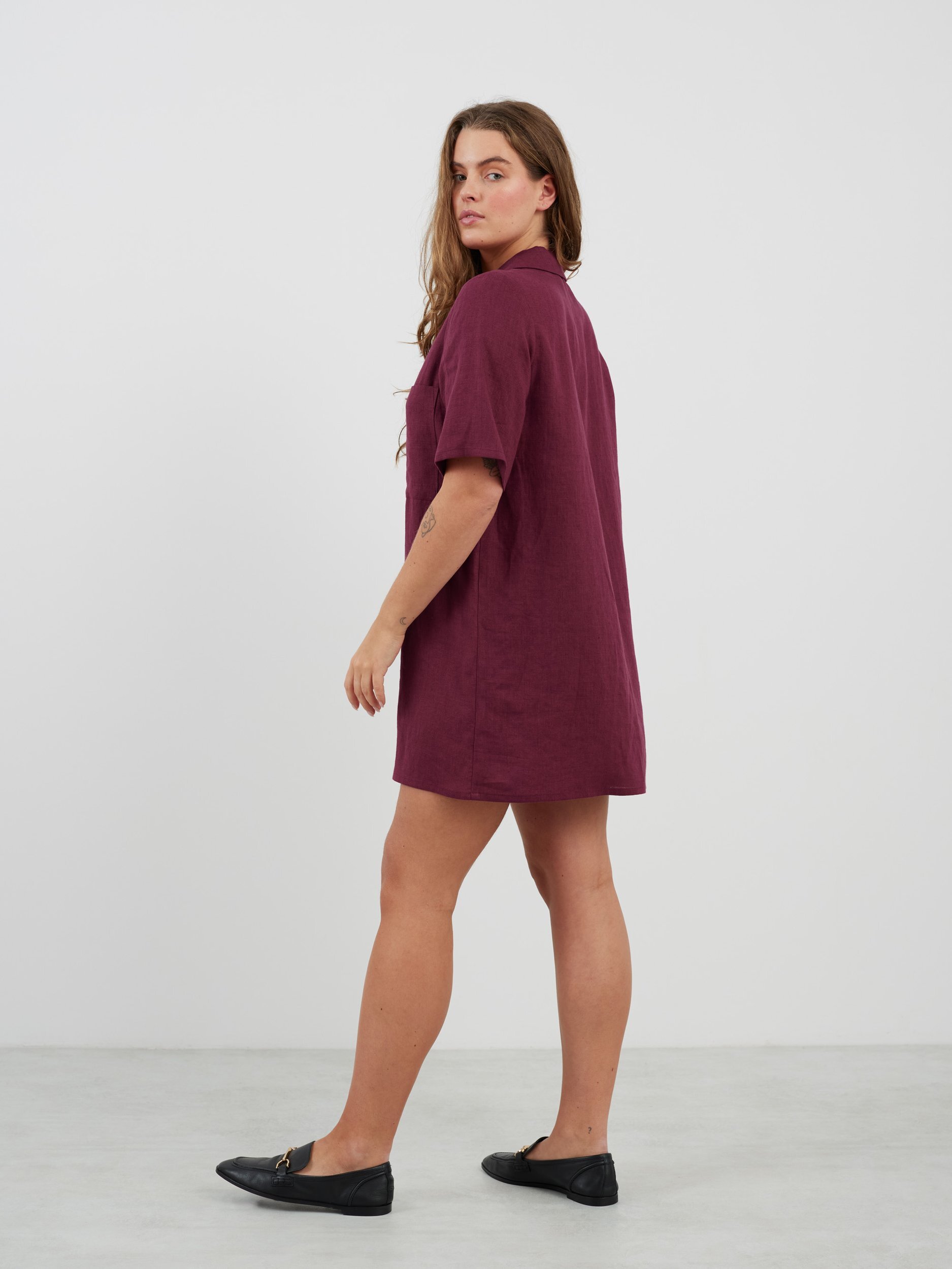 Bild 5 von IDA Hemdkleid aus Leinen in Aubergine von Love and Confuse