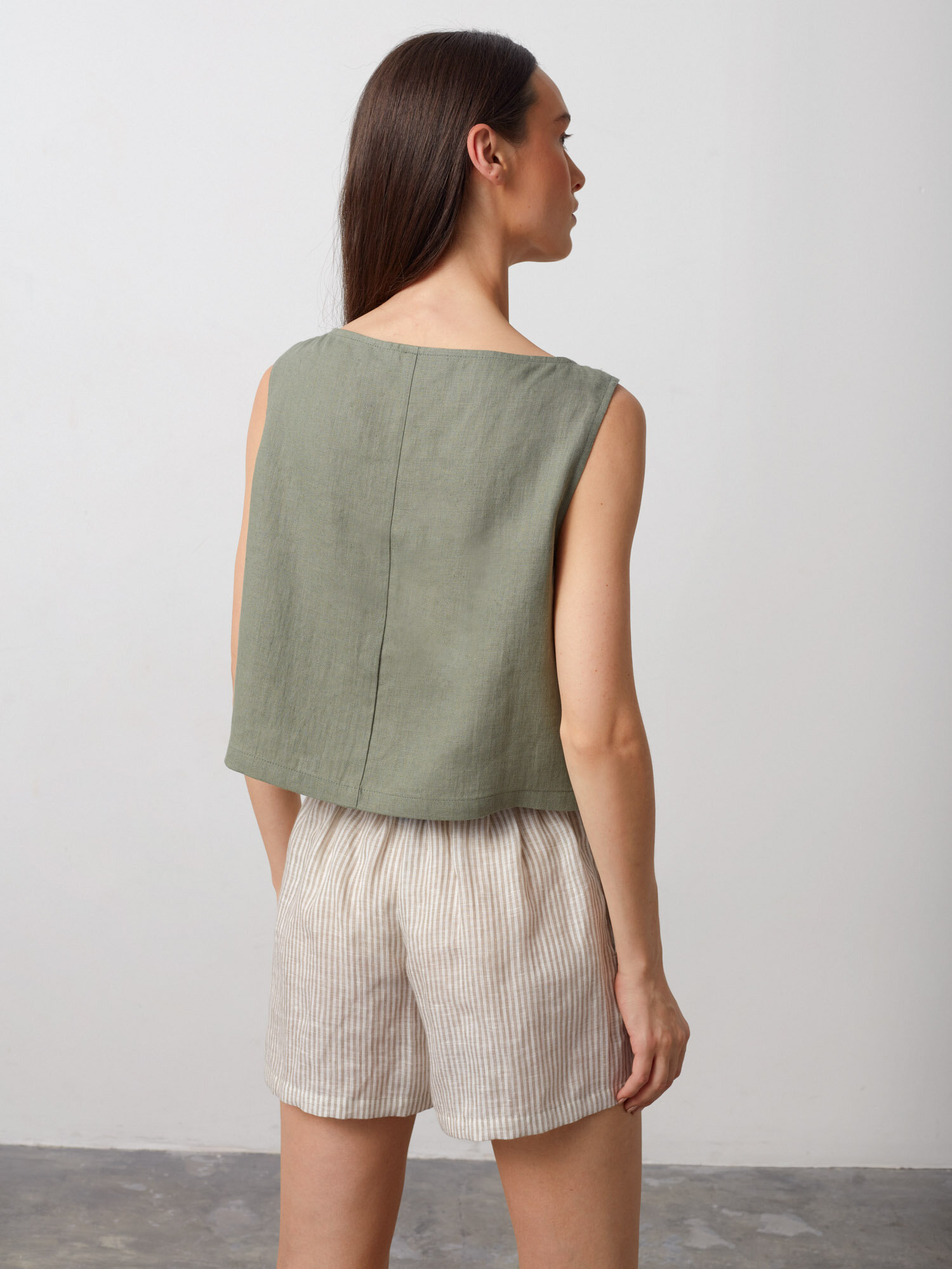 Bild 5 von ISLA - Hochgeschnittene Leinen Shorts in von Love and Confuse