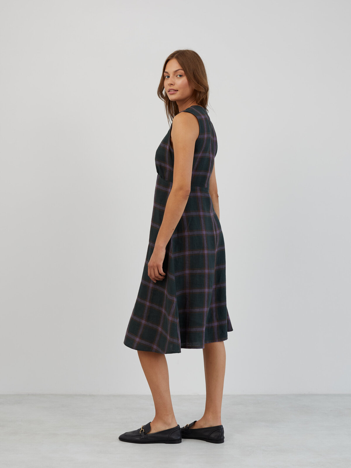 Image 6 of Sleeveless Linen Midi Dress in Plaid Purple LAURA from Love and Confuse | Handmade Linen Clothing for Women