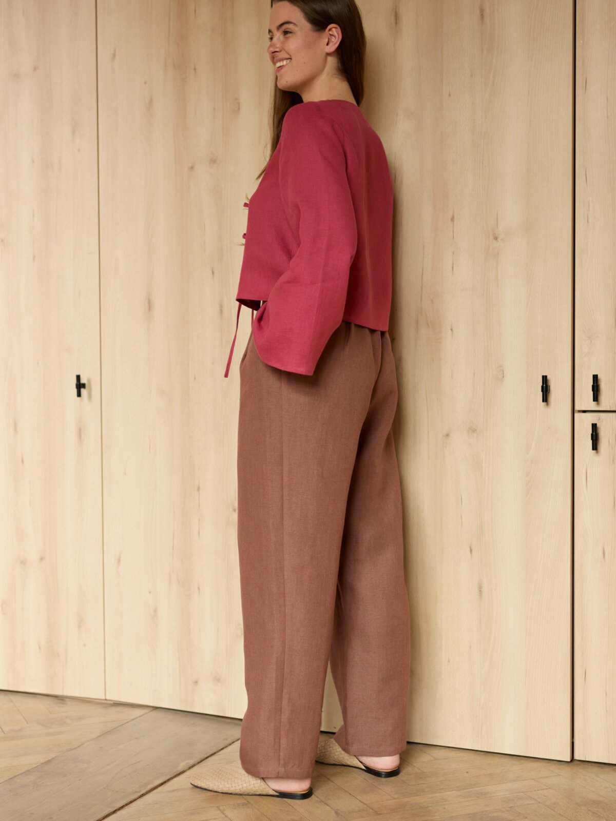 Image 5 of JAMES tailored linen pants in Heavy Dark Brown, featuring a high waist, pleated front, and side pockets, from Love and Confuse.