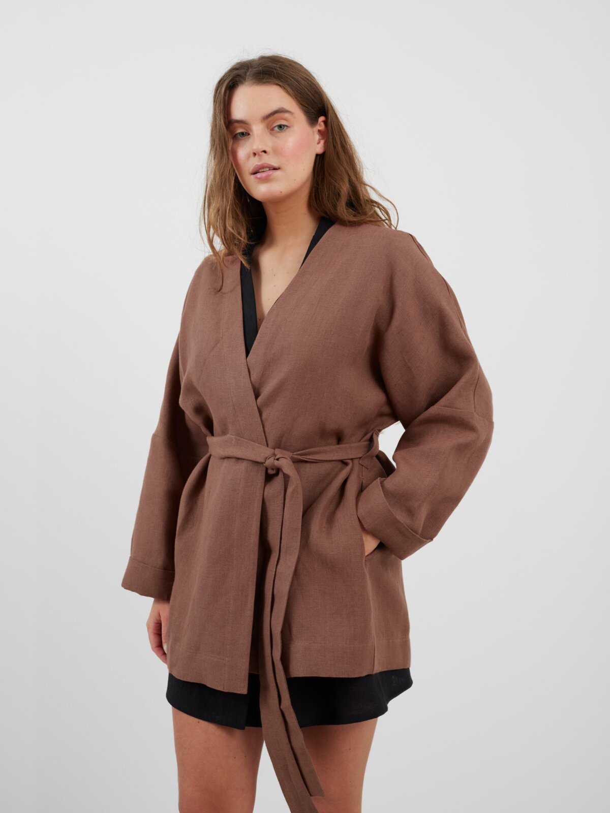 Bild 3 von MAVIS Offene Leinenjacke in von Love and Confuse