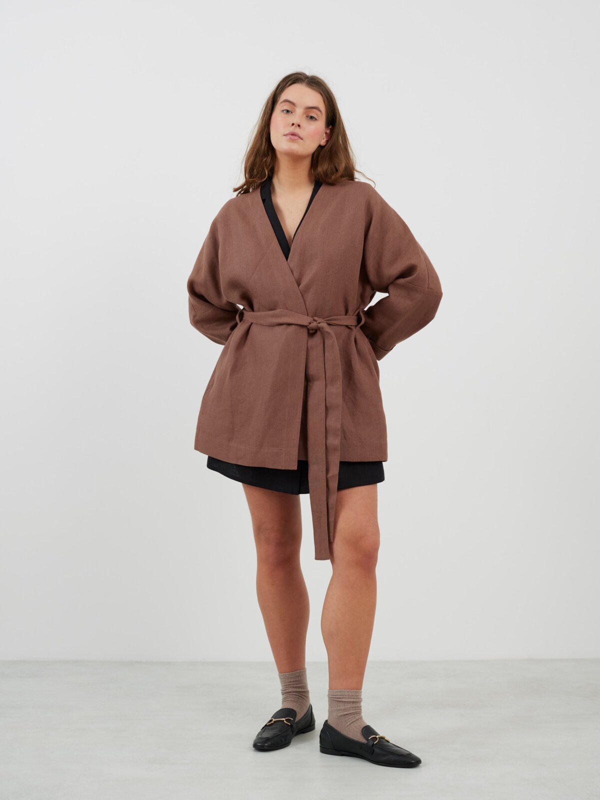 Bild 4 von MAVIS Offene Leinenjacke in von Love and Confuse