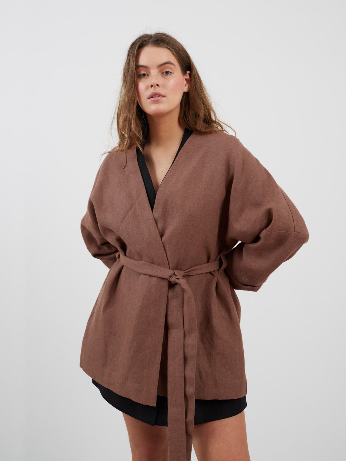 Bild 5 von MAVIS Offene Leinenjacke in von Love and Confuse