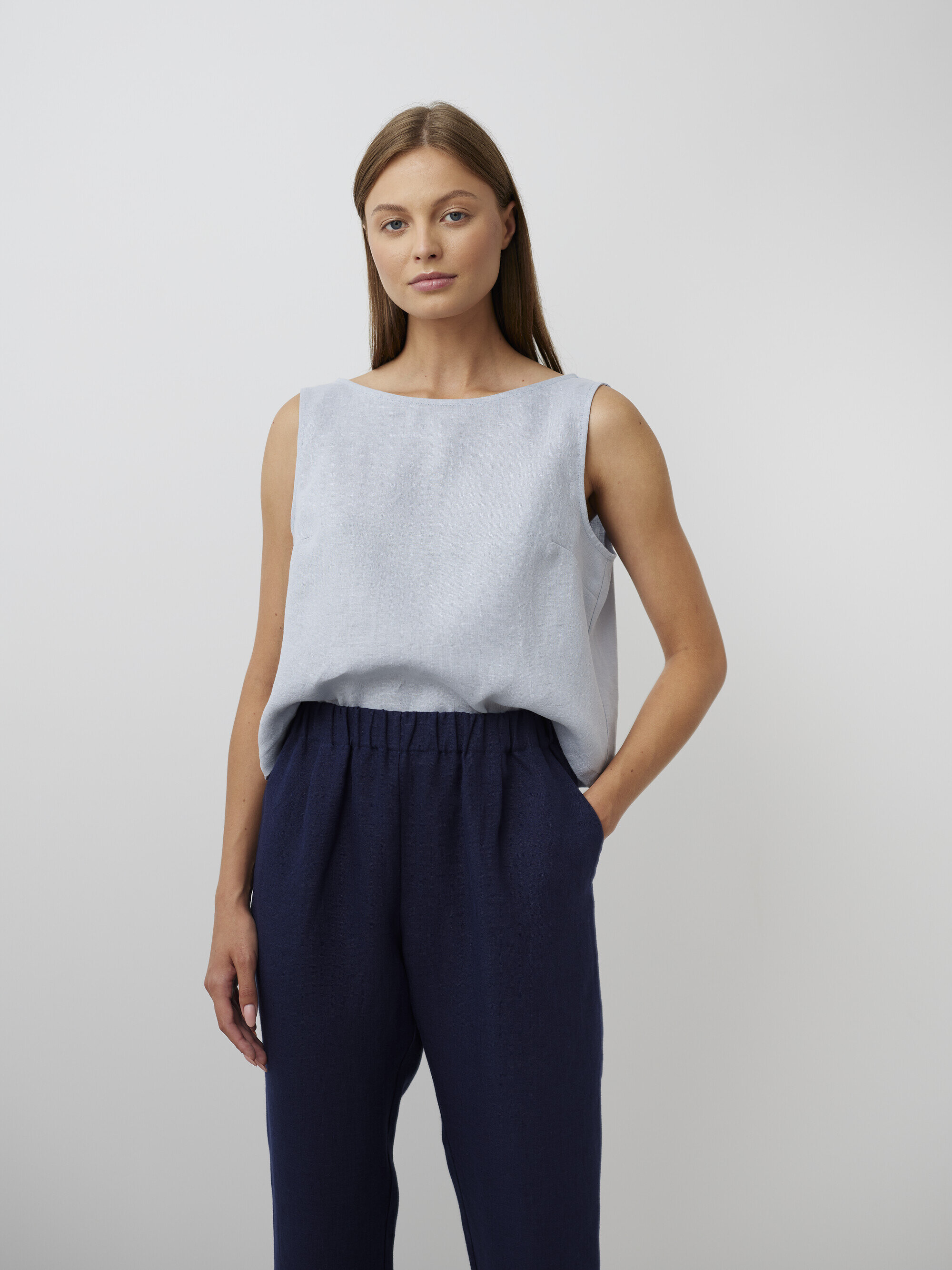 Image 4 of RAVEN Tapered Linen Pants in Navy Blue from Love and Confuse