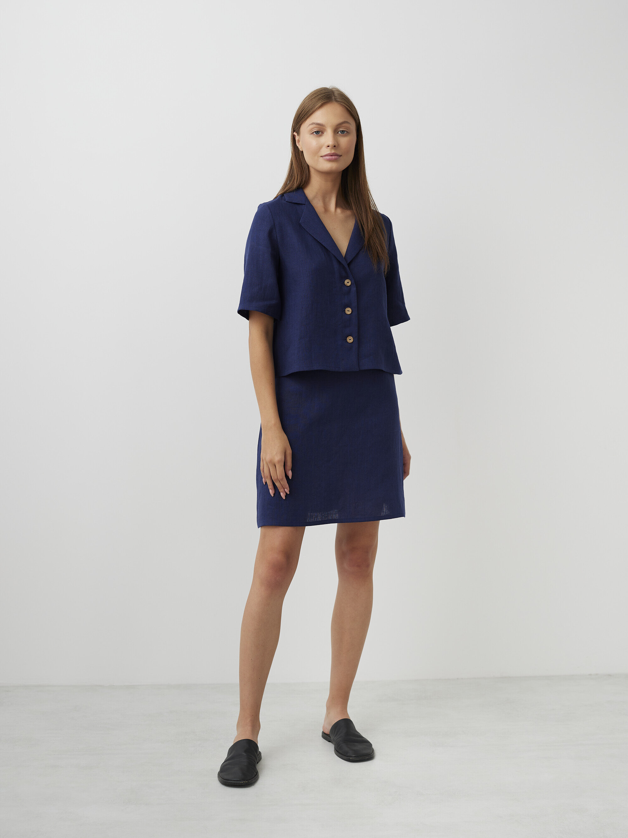Image 4 of RAY Cropped Linen Shirt in Navy Blue from Love and Confuse