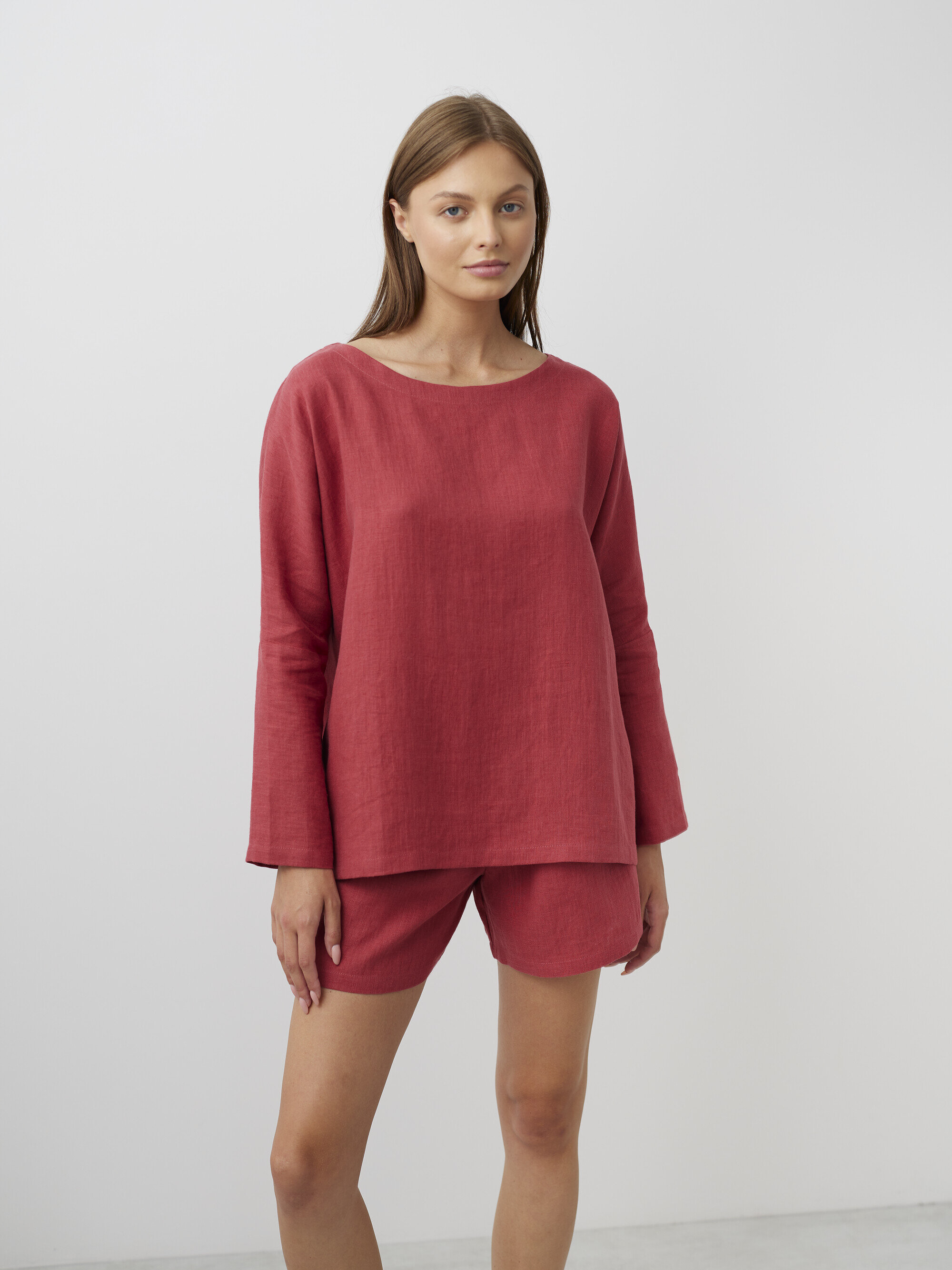 Image 3 of RUMI Long Sleeve Linen Top in Raspberry from Love and Confuse