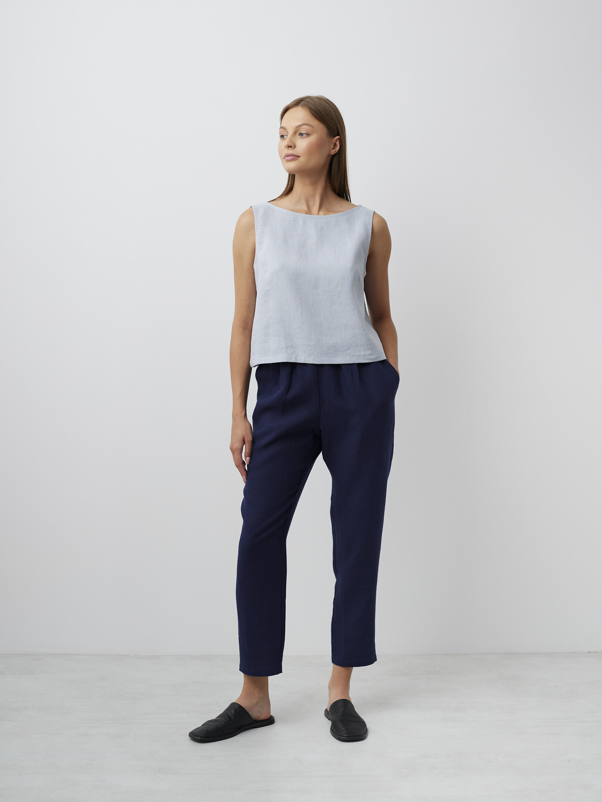 Bild 2 von SONATE Leinen-Tanktop in von Love and Confuse