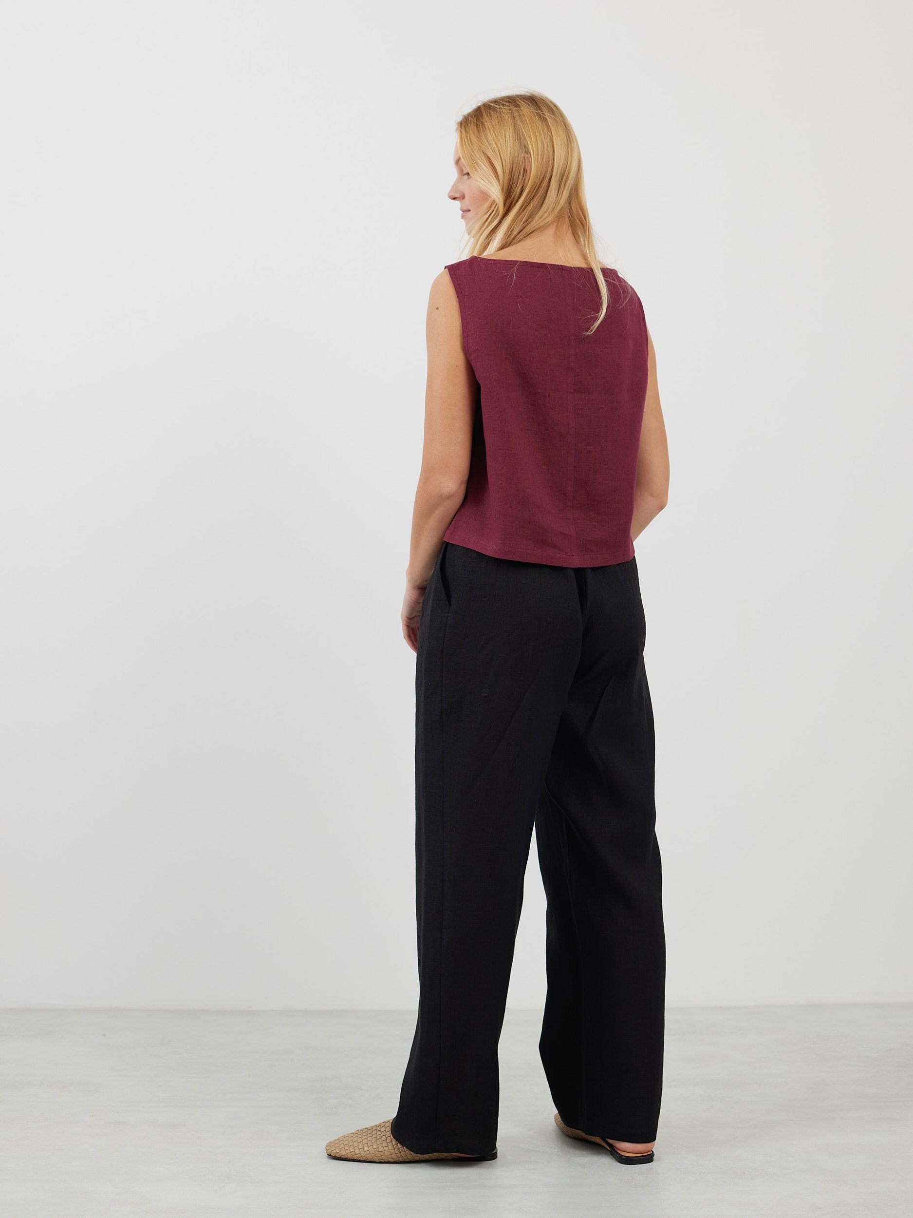 Bild 5 von SONATE Leinen-Tanktop in Aubergine von Love and Confuse