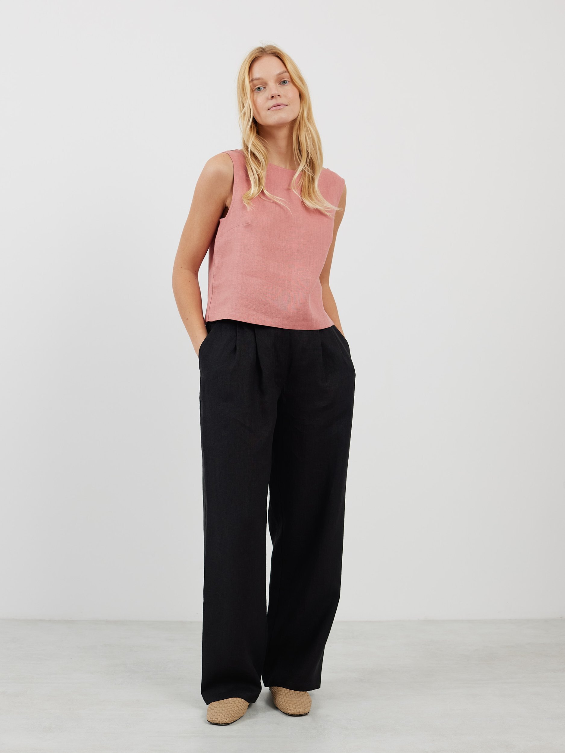 Bild 2 von SONATE Leinen-Tanktop in Lachsrosa von Love and Confuse