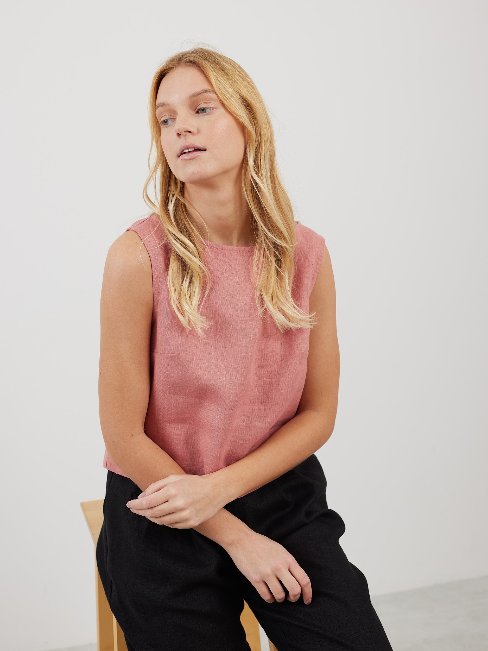 Bild 3 von SONATE Leinen-Tanktop in Lachsrosa von Love and Confuse